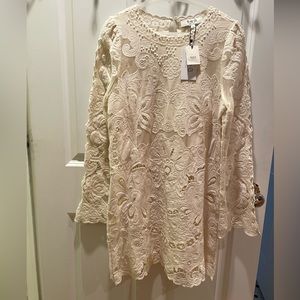 Gorgeous SEA NY embroidered dress. LYSA long sleeved dress. Size 4 NWT